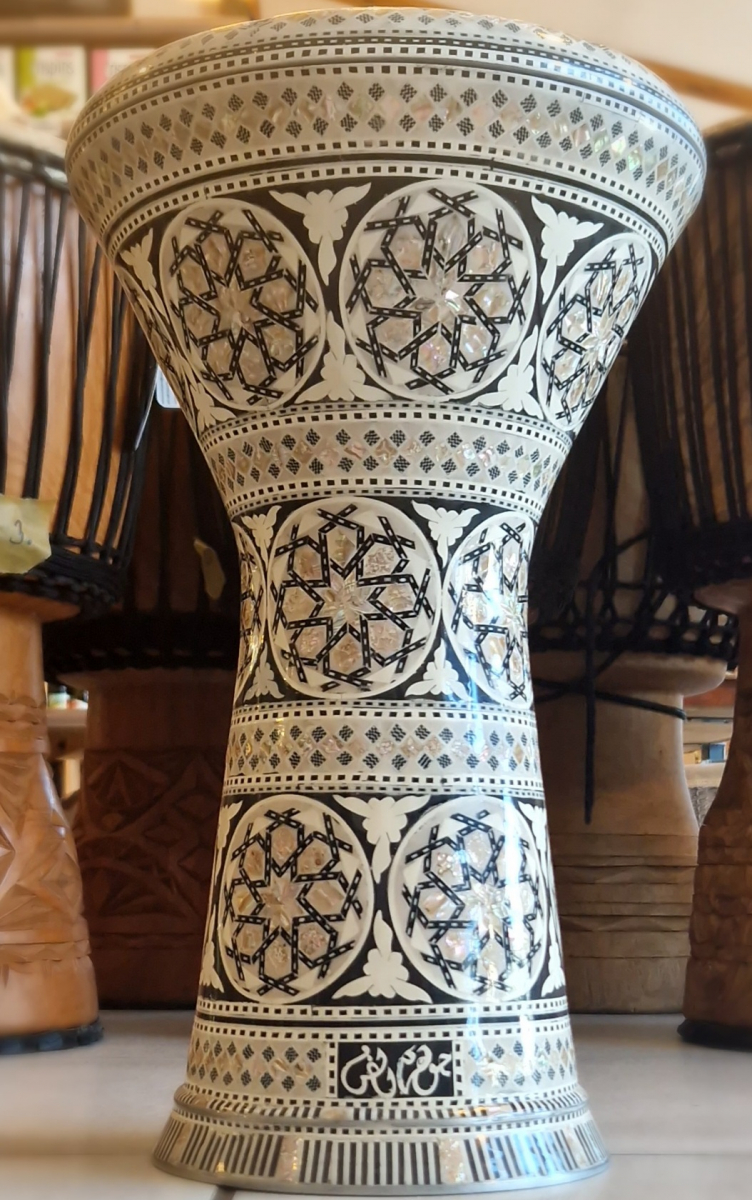 Gawharet EL Fan - Darbuka (Doumbek) Perlmutt M22-6212 8,75” x 17”