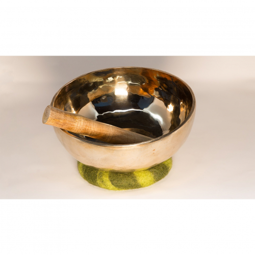 Tibetische handgehämmerte Singing Bowl 1500g mit Schlägel und Unterlage
